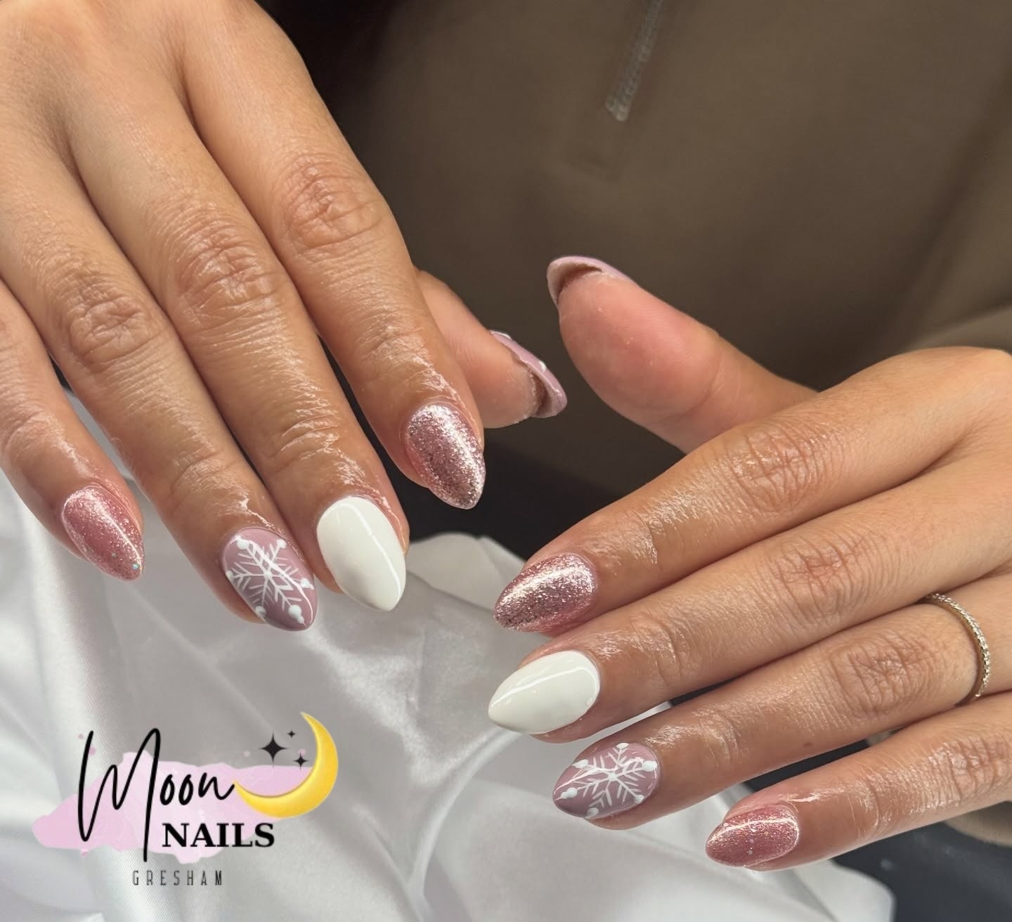 Moon Nails Salon near me Gresham, OR 97080